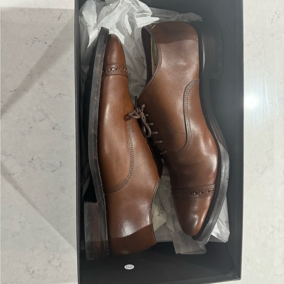 Allen Edmonds Fifth Avenue Cap-Toe Oxford Size 9 EEE - Picture 1 of 6